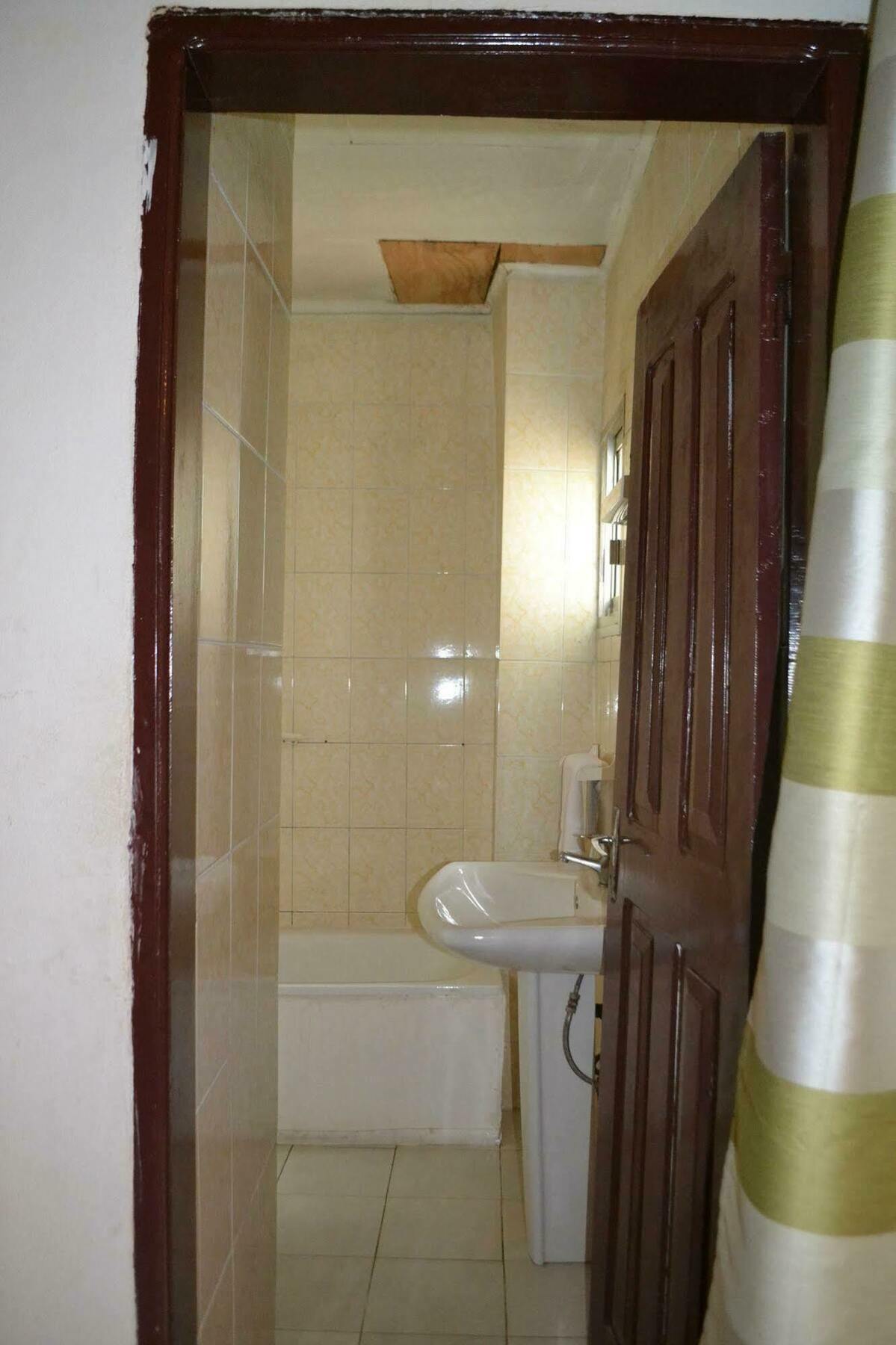 Hotel Le Diplomate Yaoundé Exteriör bild