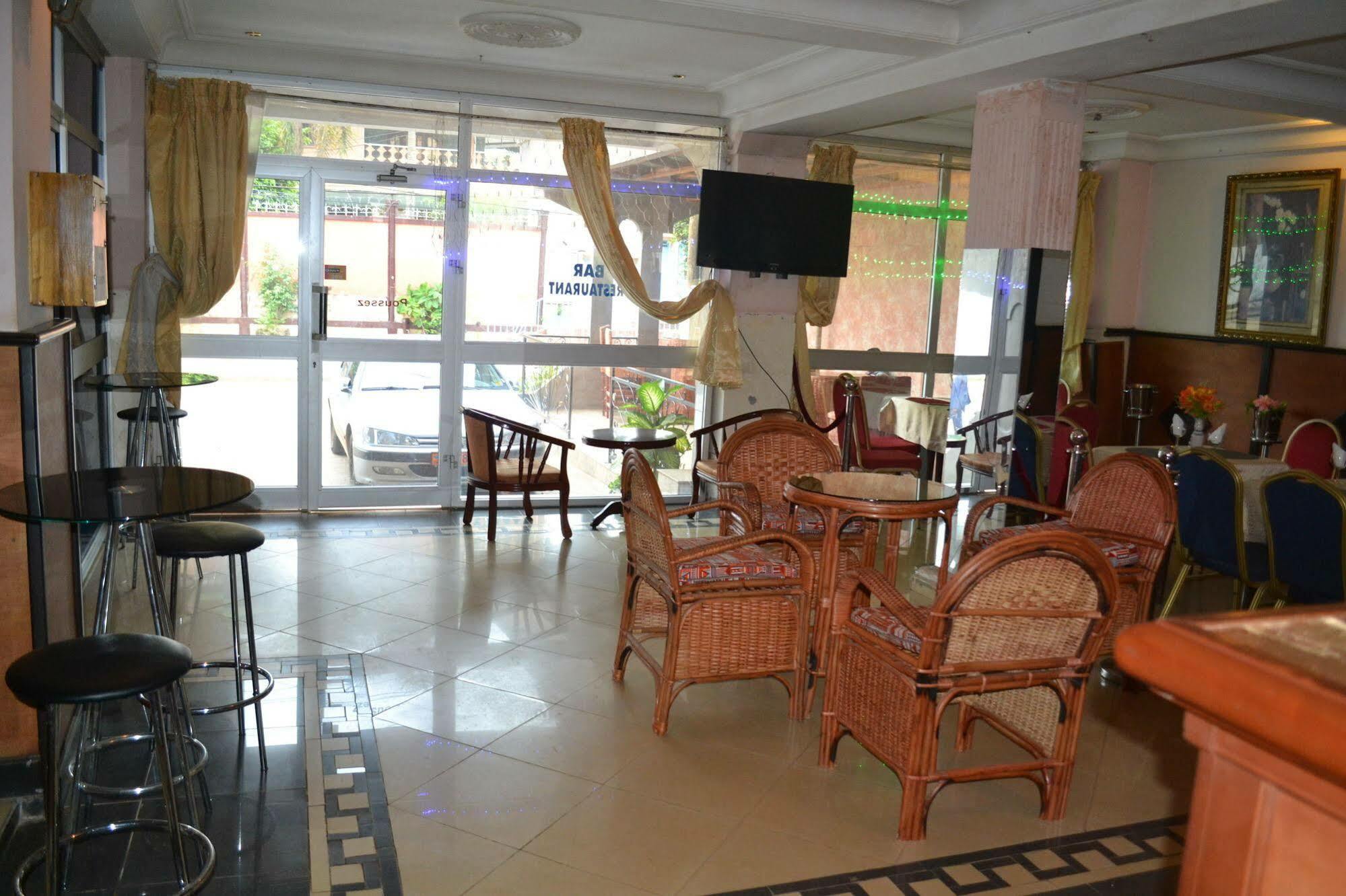 Hotel Le Diplomate Yaoundé Exteriör bild